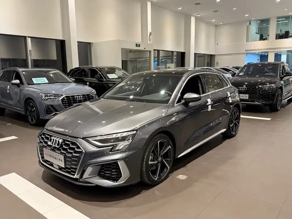 2021 Audi A3 Sportback 35 TFSI Fashion Sport