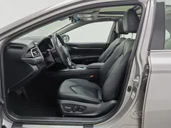 2021 Toyota Camry 2.5G Luxury — фото 10