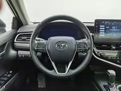 2021 Toyota Camry 2.5G Luxury — фото 11