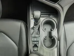 2021 Toyota Camry 2.5G Luxury — фото 13