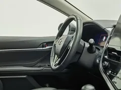 2021 Toyota Camry 2.5G Luxury — фото 22