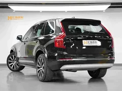 2022 Volvo XC90 B5 Luxury 7, чёрный — фото 4