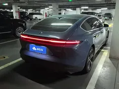 2022 Nio ET5 75kWh, синий — фото 3