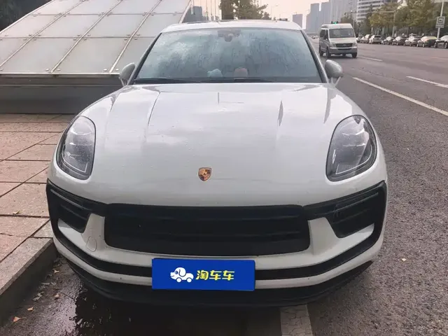 2023 Porsche Macan S 2.9T