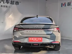 2022 Hyundai Elantra 240TGDi DCT LUX Premium — фото 5