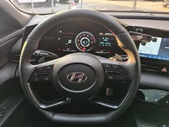 2022 Hyundai Elantra 240TGDi DCT LUX Premium — фото 12