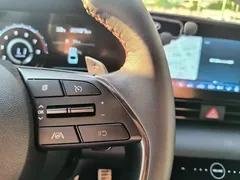 2022 Hyundai Elantra 240TGDi DCT LUX Premium — фото 19
