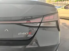 2022 Hyundai Elantra 240TGDi DCT LUX Premium — фото 28