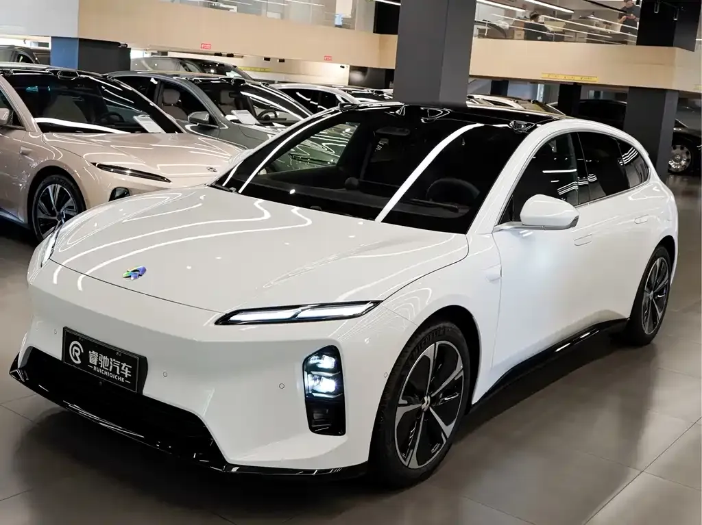 2025 Nio ET5T 75kWh Touring