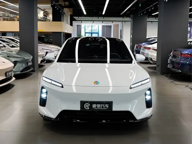 2025 Nio ET5T 75kWh Touring