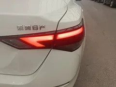 2021 Nissan Sylphy 1.6L XL CVT, белый — фото 8