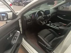 2021 Nissan Sylphy 1.6L XL CVT, белый — фото 16