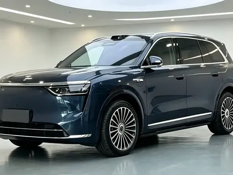 2025 Aito M8 EREV Ultra 53.4kWh 5-seat 192-line LiDAR