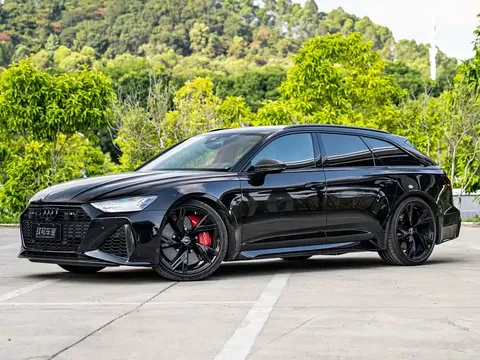 2022 Audi RS 6 4.0T Avant