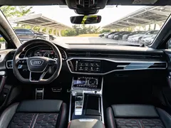 2022 Audi RS 6 4.0T Avant, чёрный — фото 12