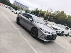 2023 Toyota Avalon 2.0L Luxury — фото 4