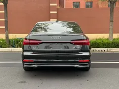 2022 Audi A6L 45 TFSI, чёрный — фото 7