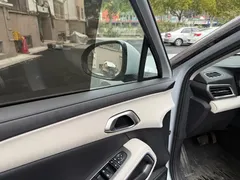 2024 BYD Yuan UP 401km Leading, белый — фото 9