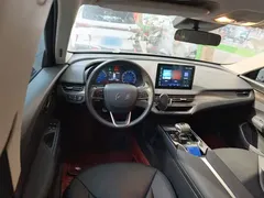 2023 Hongqi E-QM5 EV Basic, чёрный — фото 3