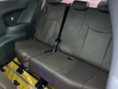 2021 Toyota Sienna 2.5L Hybrid Platinum, белый — фото 34