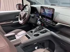 2021 Toyota Sienna 2.5L Hybrid Platinum, белый — фото 36