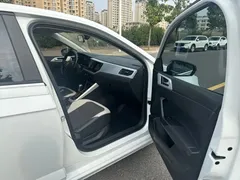 2021 Volkswagen Polo Plus 1.5L AT, белый — фото 7