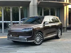 2026 Aito M9 EREV Ultra 5-seat — фото 1
