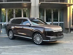 2026 Aito M9 EREV Ultra 5-seat — фото 3