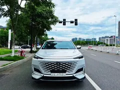 2021 Changan UNI-K 2.0T Premium, белый — фото 2