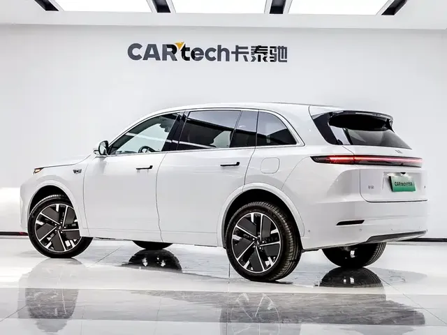 2025 Li Auto L7