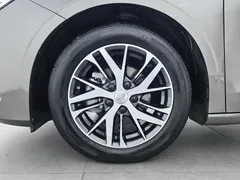 2023 Geely Emgrand 4th Gen Champion 1.5L CVT Luxury — фото 17