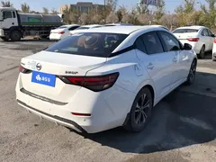 2021 Nissan Sylphy 1.6L XL CVT, белый — фото 3