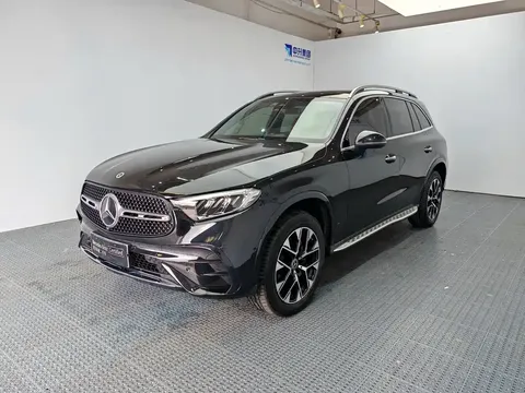 2023 Mercedes-Benz GLC 260 L 4MATIC Luxury 7-Seat