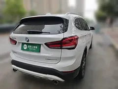 2022 BMW X1 Premium, белый — фото 4