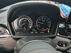 2022 BMW X1 Premium, белый — фото 7