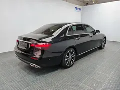 2022 Mercedes-Benz E-Class E 350 e L PHEV Sedan, чёрный — фото 6