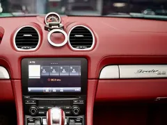 2021 Porsche 718 Boxster 2.5T 25th Anniversary — фото 11