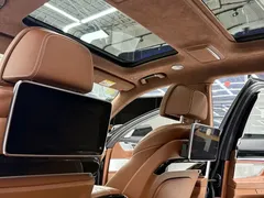 2021 BMW 7 Series 740Li xDrive Executive M Sport Package, синий — фото 13