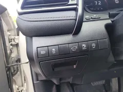 2021 Toyota Camry 2.5G Luxury — фото 12