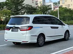 2022 Honda Elysion 2.0L e:HEV Hybrid Luxury, белый — фото 6