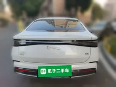 2023 BYD Seal PHEV 1.5L 121km Premium, белый — фото 3