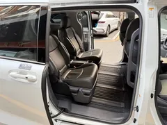 2021 Toyota Sienna 2.5L Hybrid Comfort, белый — фото 14