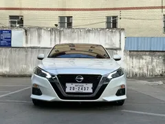 2021 Nissan Teana 2.0L XL Comfort, белый — фото 2
