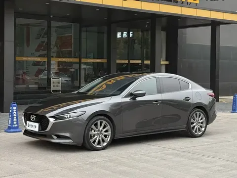 2021 Mazda 3 2.0L AT