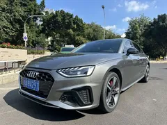 2022 Audi A4L 40 TFSI Luxury Sport — фото 3