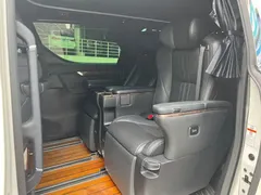 2021 Toyota Vellfire Hybrid 2.5L HV Premium, белый — фото 13