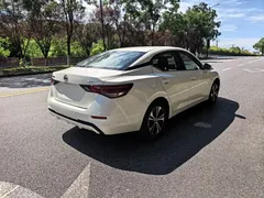 2020 Nissan Sylphy 1.6L XL CVT Enjoy, белый — фото 6