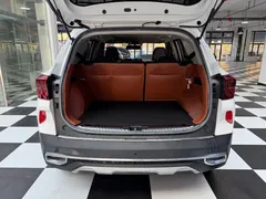 2021 Kia Seltos 1.5L CVT Trend, белый — фото 8
