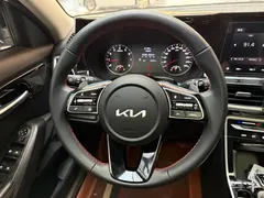 2021 Kia Seltos 1.5L CVT Trend, белый — фото 15