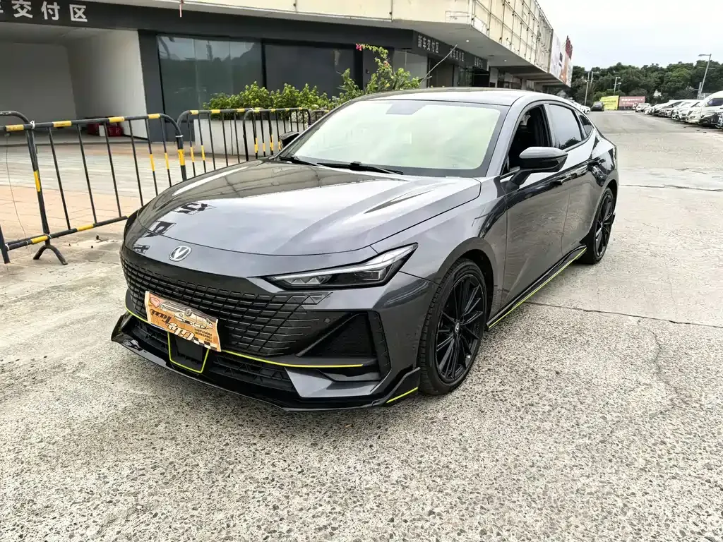 2022 Changan UNI-V 1.5T Excellence